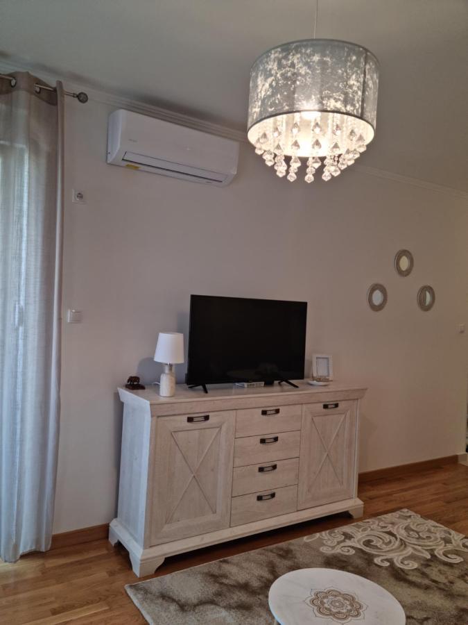バニャ・ルカApartman Anamarijaアパートメント エクステリア 写真