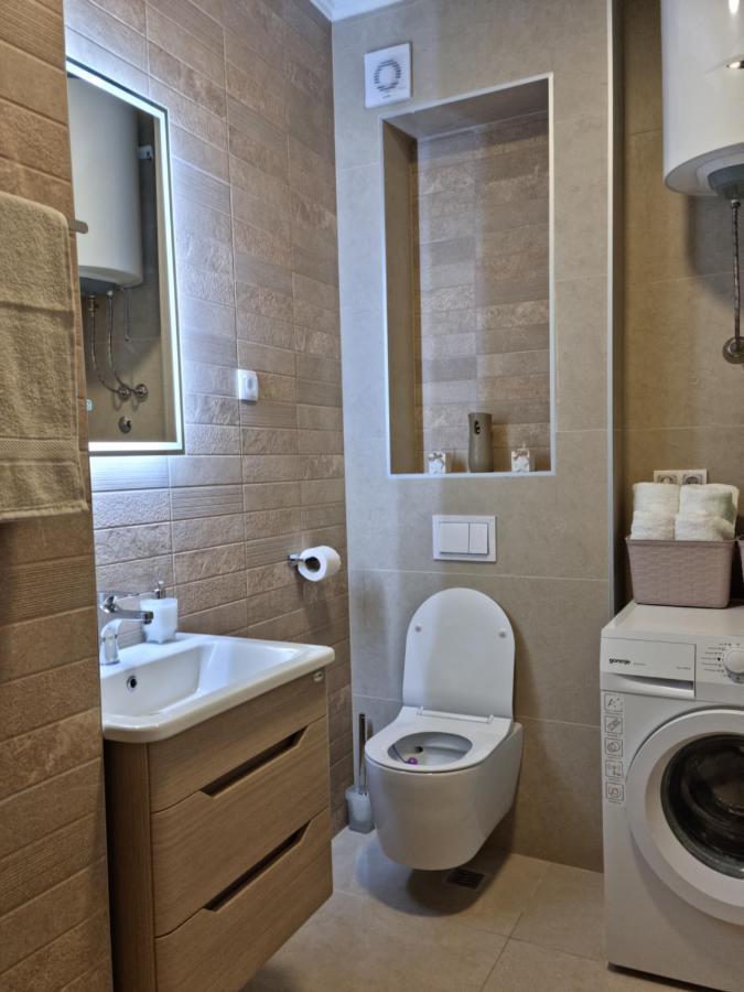 バニャ・ルカApartman Anamarijaアパートメント エクステリア 写真