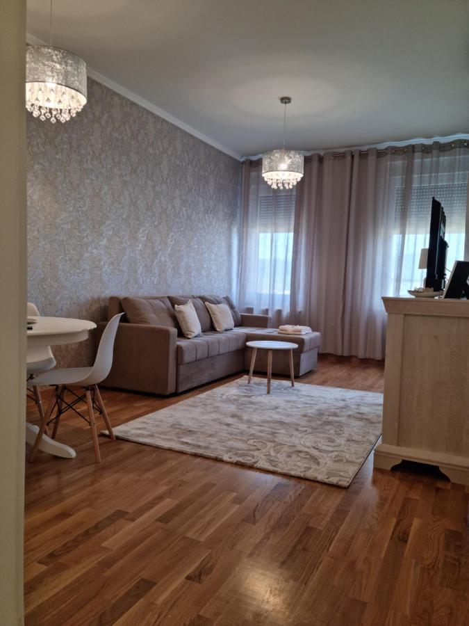 バニャ・ルカApartman Anamarijaアパートメント エクステリア 写真