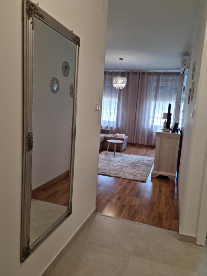 バニャ・ルカApartman Anamarijaアパートメント エクステリア 写真